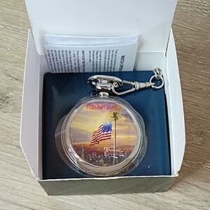 Thomas Kinkade The Light Of Freedom Pocket Watch 2006